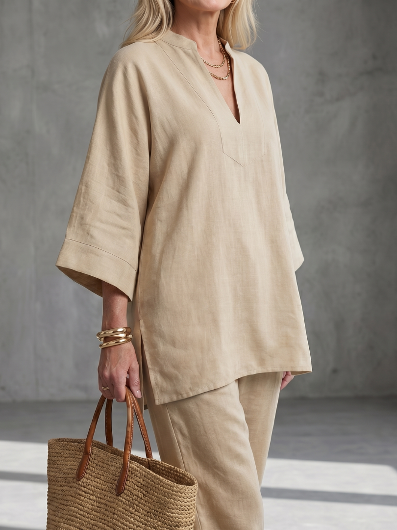 Georgiana | Ensemble tunique à col en V et pantalon froncé