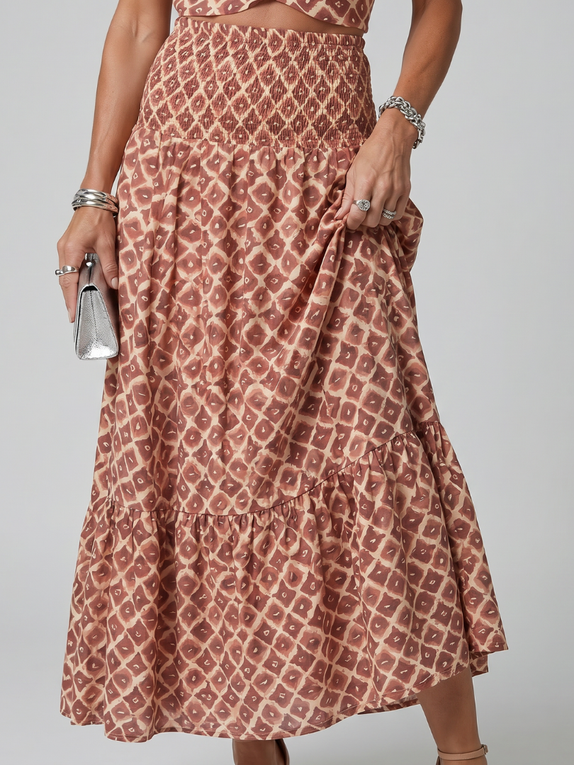 Amira | Robe midi à découpes géométriques avec encolure croisée