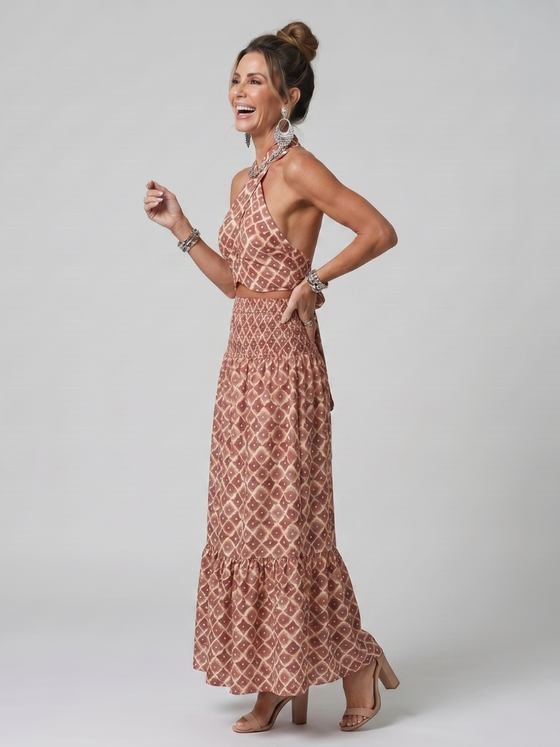 Amira | Robe midi à découpes géométriques avec encolure croisée