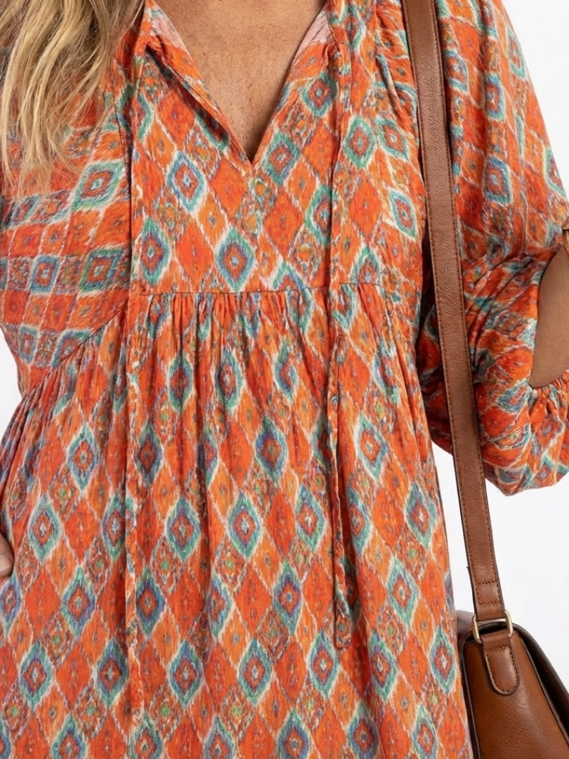 Amara | Robe Midi à Imprimé Géométrique en V
