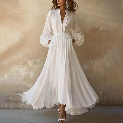 Laura - Robe Maxi Blanche à Col V Inspirée du Vintage