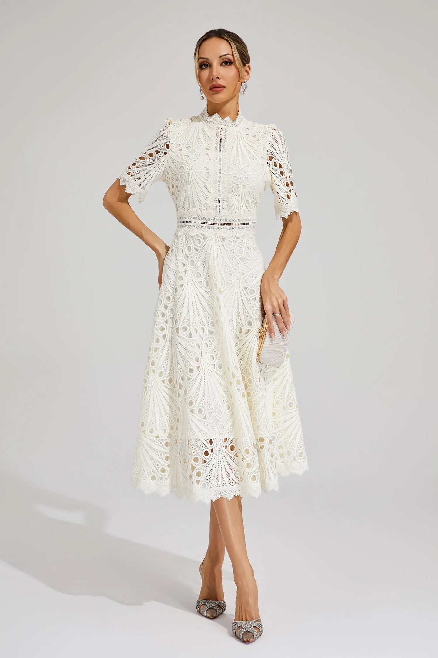 Leigh - Robe Midi en Dentelle Élégante