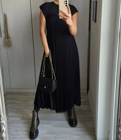 Sophia - Robe Maxi Plissée Élégante Découpée