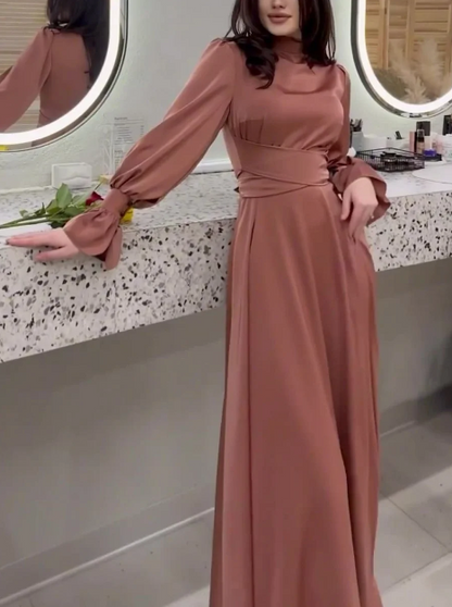 Frost - Robe Maxi Satin Élégante