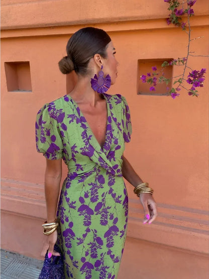 It looks like you've shared a link to a website that features a collection of dresses. However, I can't access external websites directly. If you have specific questions about the dresses, need help with fashion advice, or want to know more about a partic