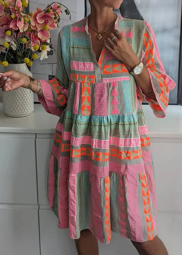 Ava - Robe d'été en chanvre chic à décolleté en V