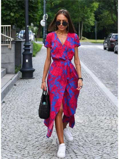 Vada - Robe Imprimée à Fente et Décolleté en V au Coucher de Soleil