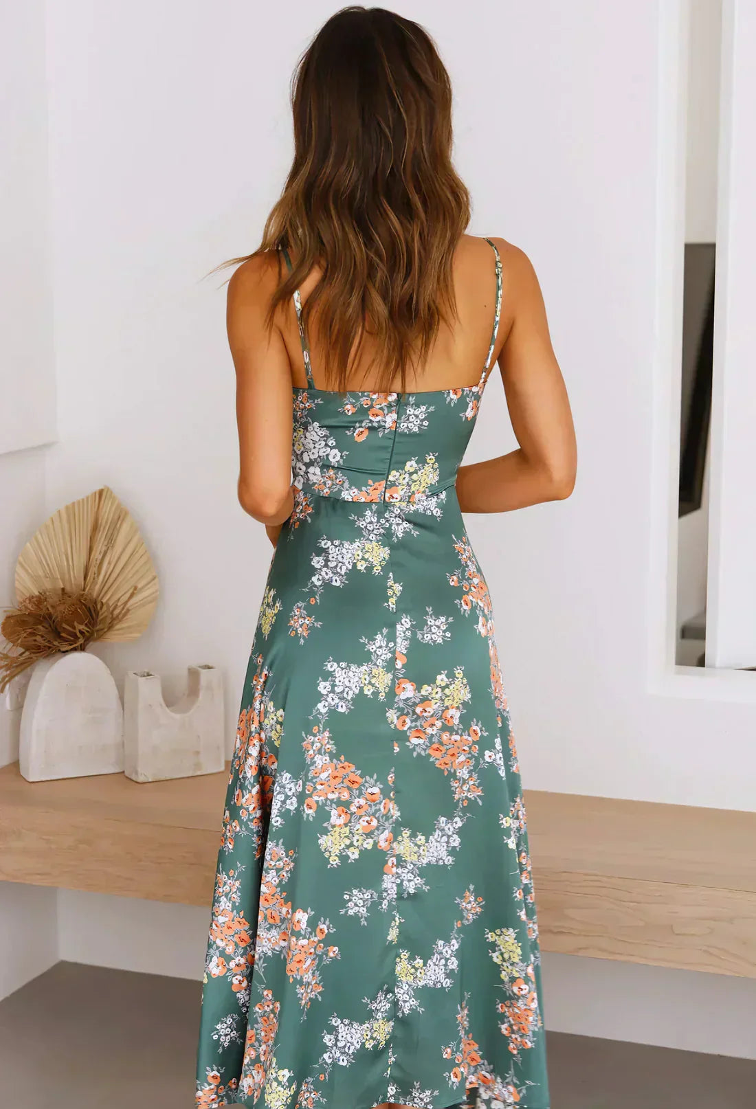 Nikki - Robe Midi Élégante